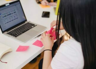 5 Ways for Small Businesses to Find More Time to Focus on Marketing Small Businesses